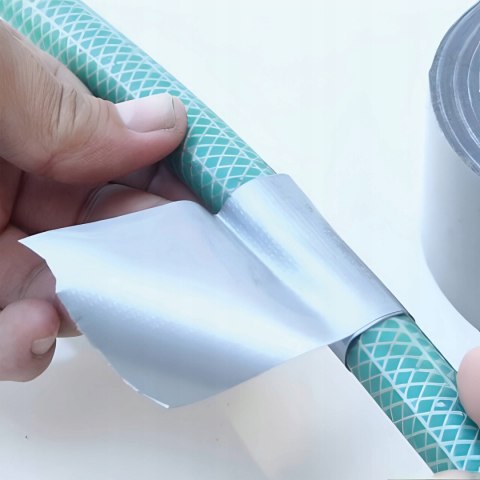TAŚMA NAPRAWCZA MOCNA SZEROKA UNIWERSALNA SREBRNA ZBROJONA DUCT TAPE 20 m TAŚMA NAPRAWCZA MOCNA SZEROKA UNIWERSALNA SREBRNA ZBROJONA DUCT TAPE 20 m